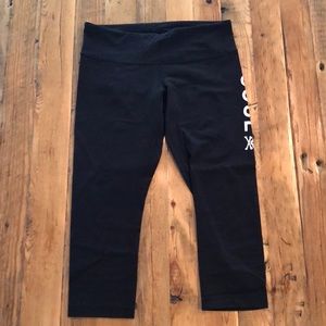 Soul Cycle Lululemon wunder under crop leggings